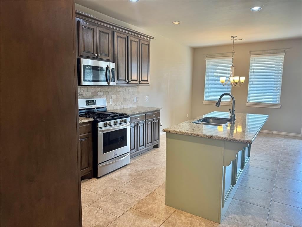 7229 NW 146th Street – photo 5
