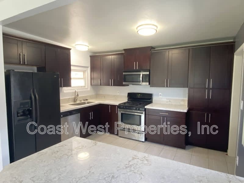 9161 Huntington Avenue – photo 3