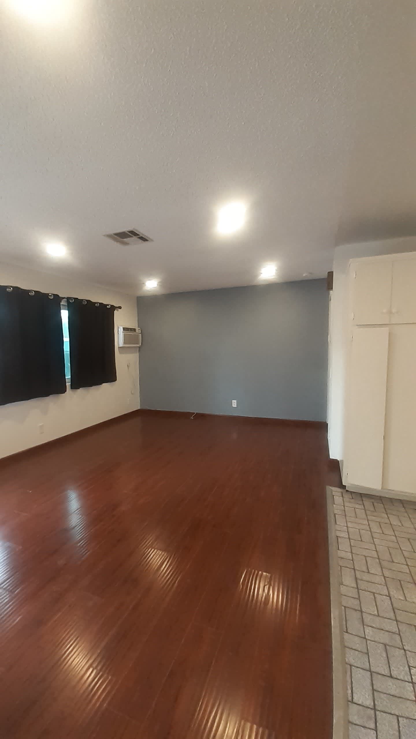 32241 Ave D – photo 3