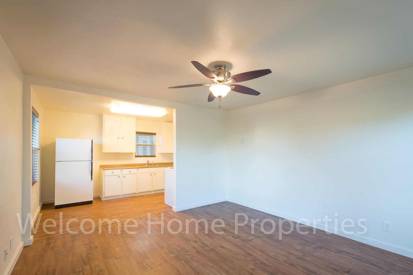 Small 2 Bedroom Home In Convenient Location – photo 3