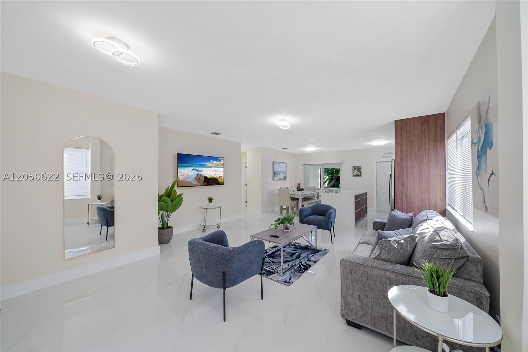 1021 NE 3rd Ave – photo 5