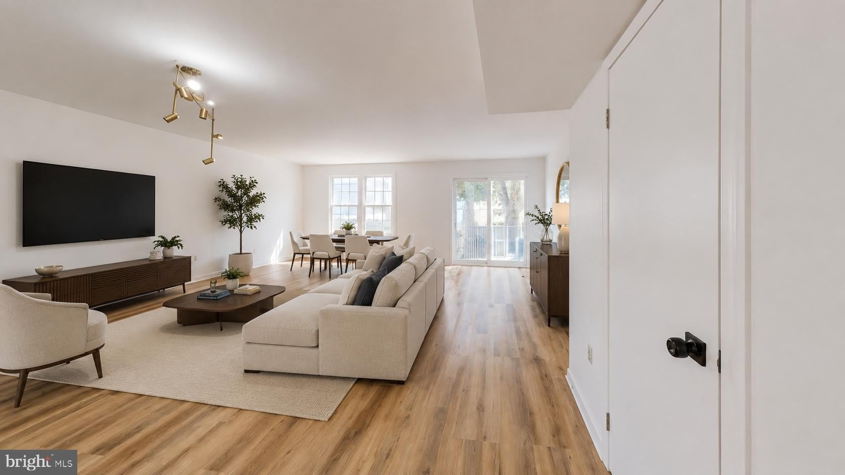 8105 Kenova Lane – photo 3