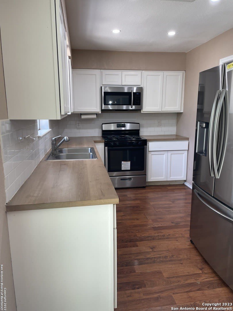 834 PORTER ST – photo 5
