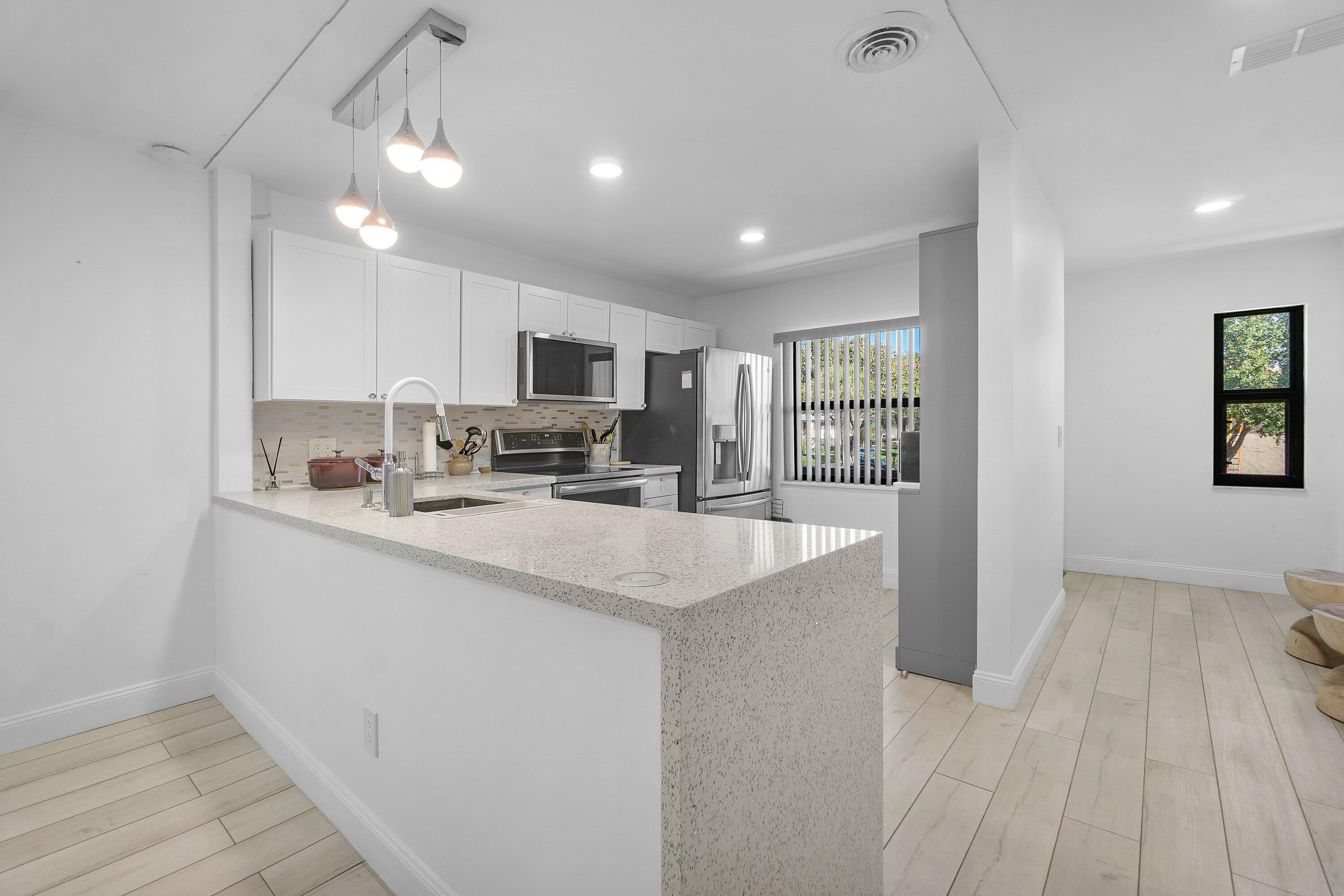 8436 CYPRESS Lane – photo 5