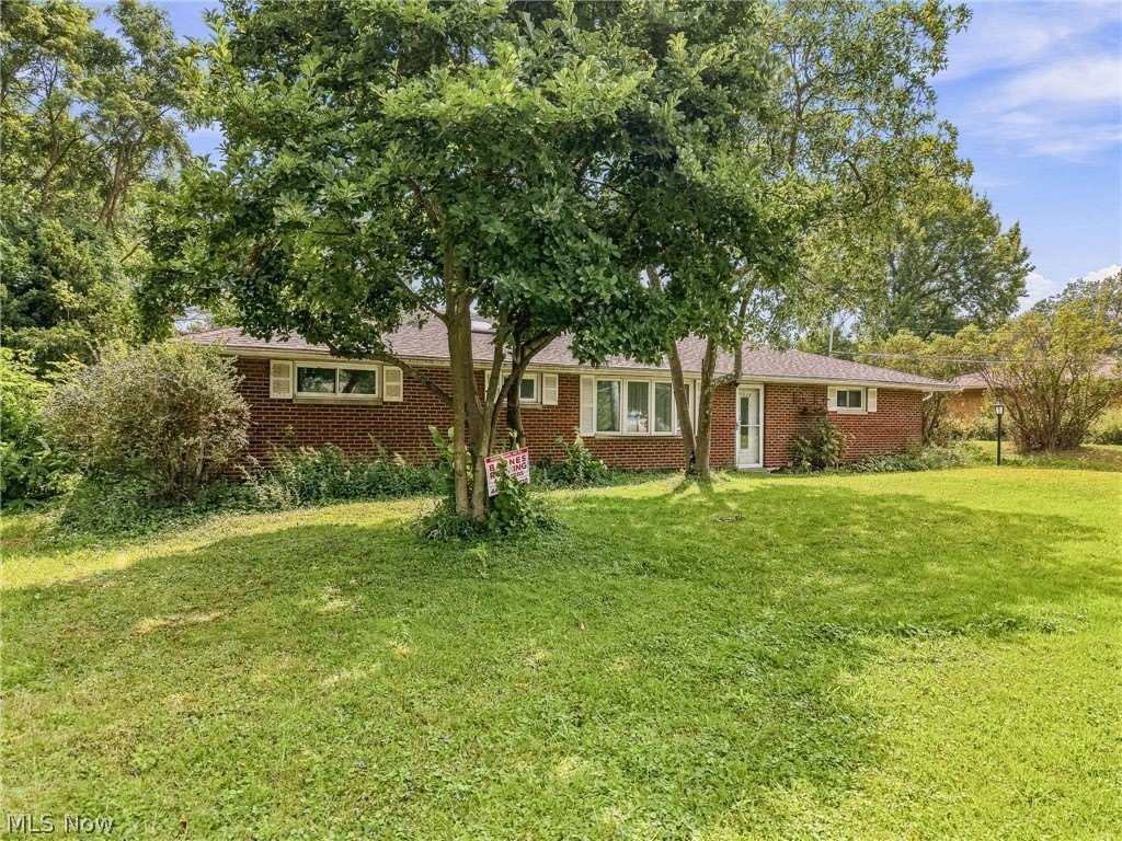 1428 Laurel Drive – photo 1