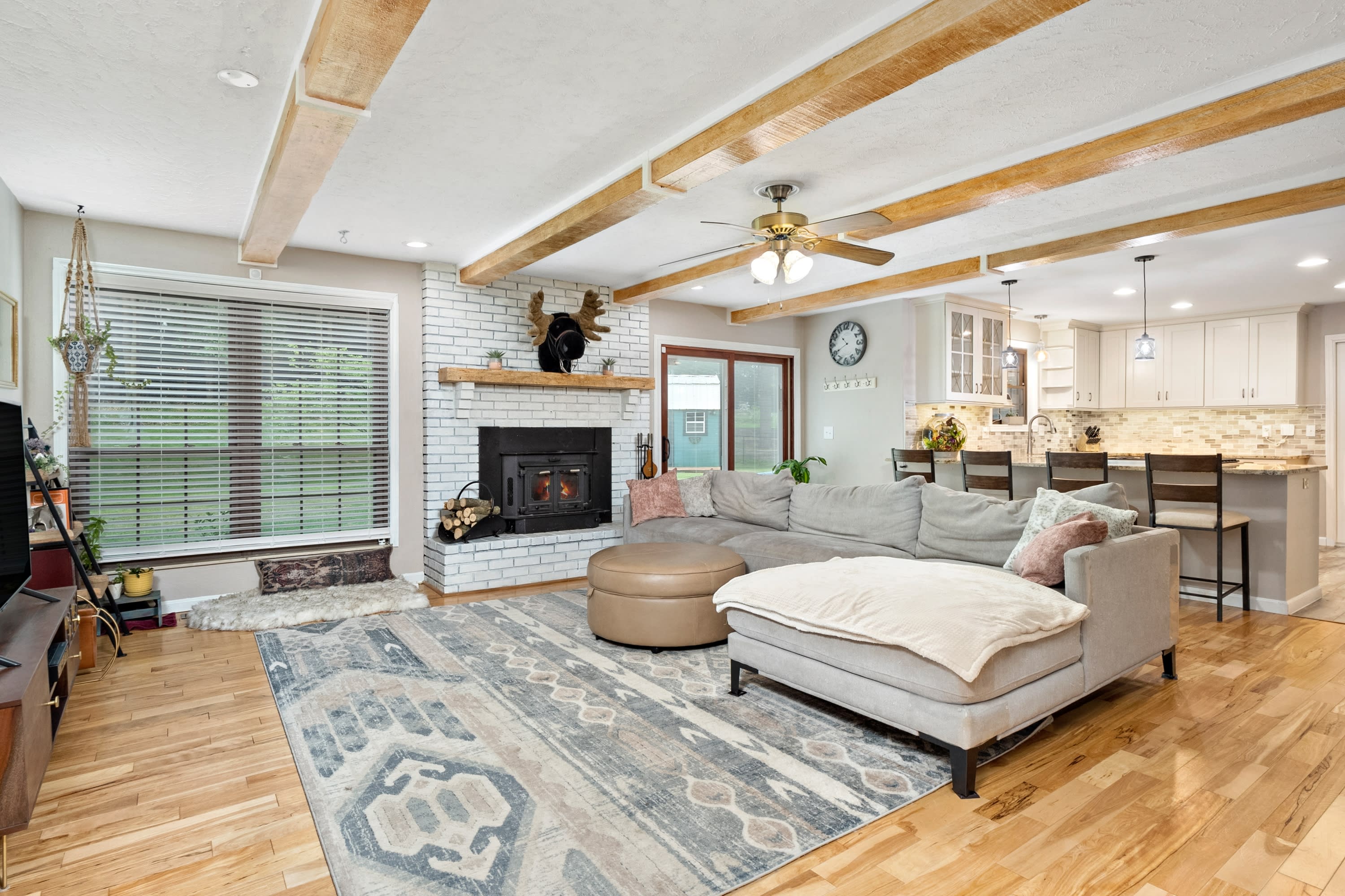 22 Sir Lawrence Drive – photo 5