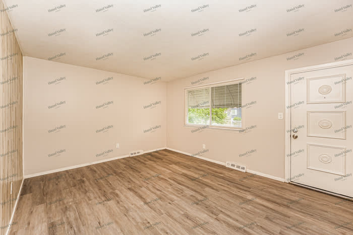 17202 Lipton Avenue – photo 5