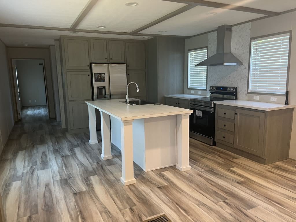 216 Redwood Dr – photo 5