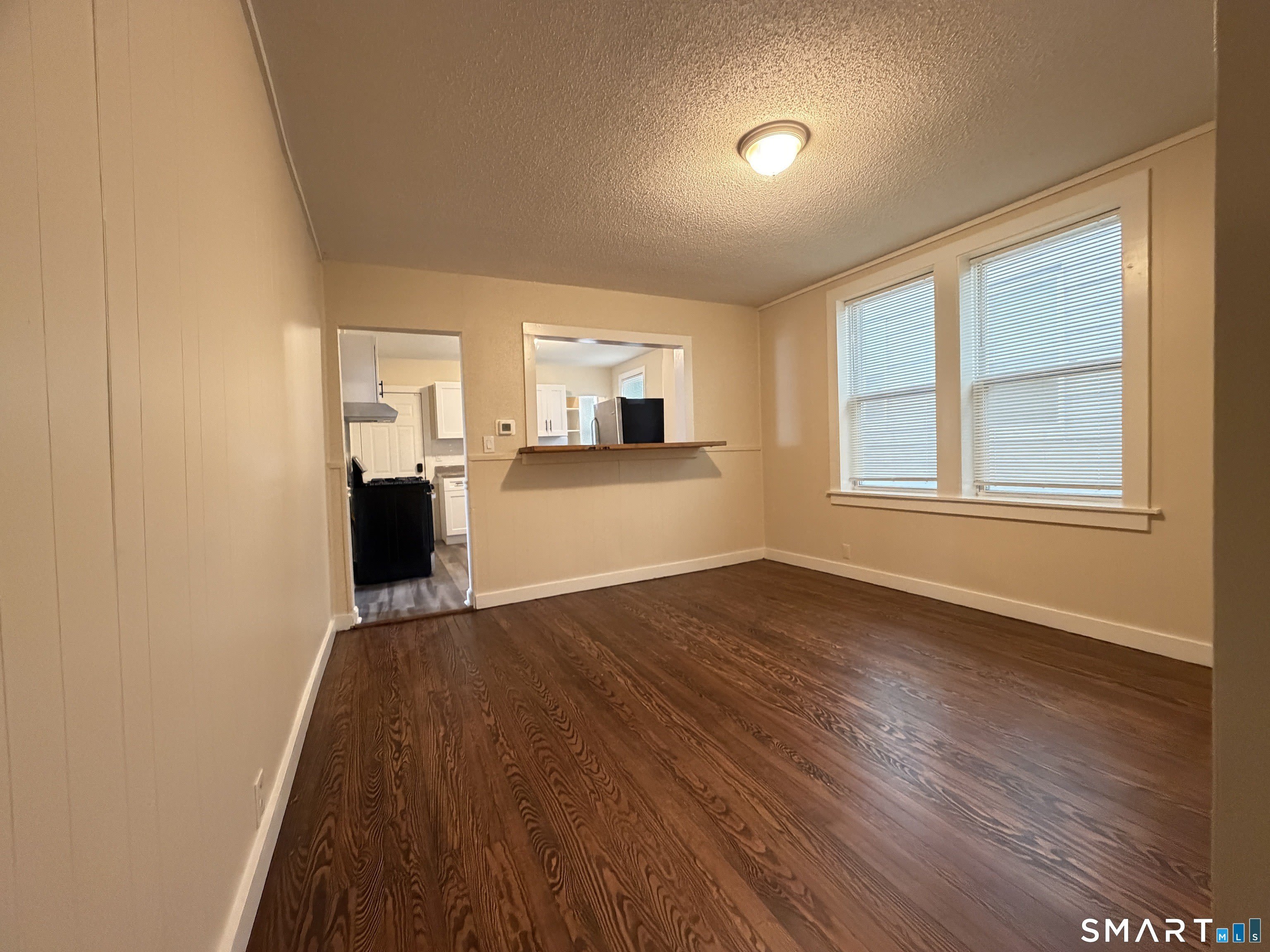 37-41 Jackson Avenue – photo 5