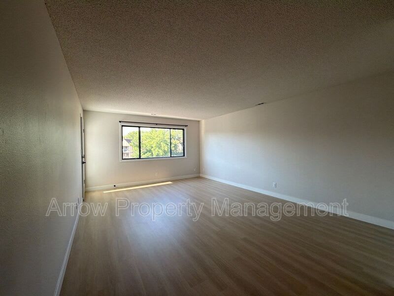 2380 North 44th Street – photo 4