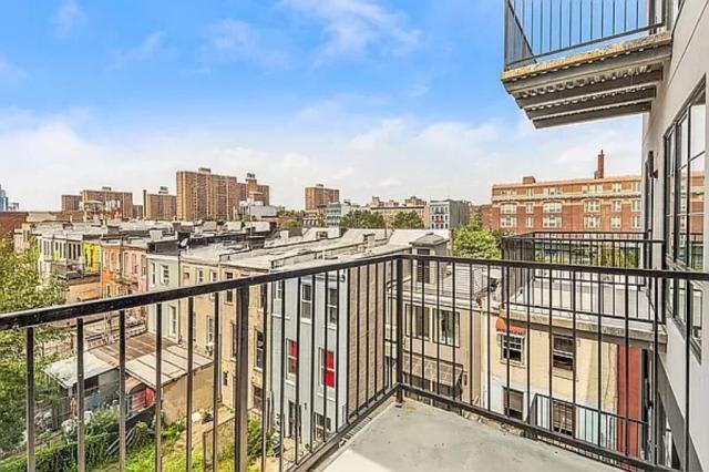 133 Brown Place – photo 1