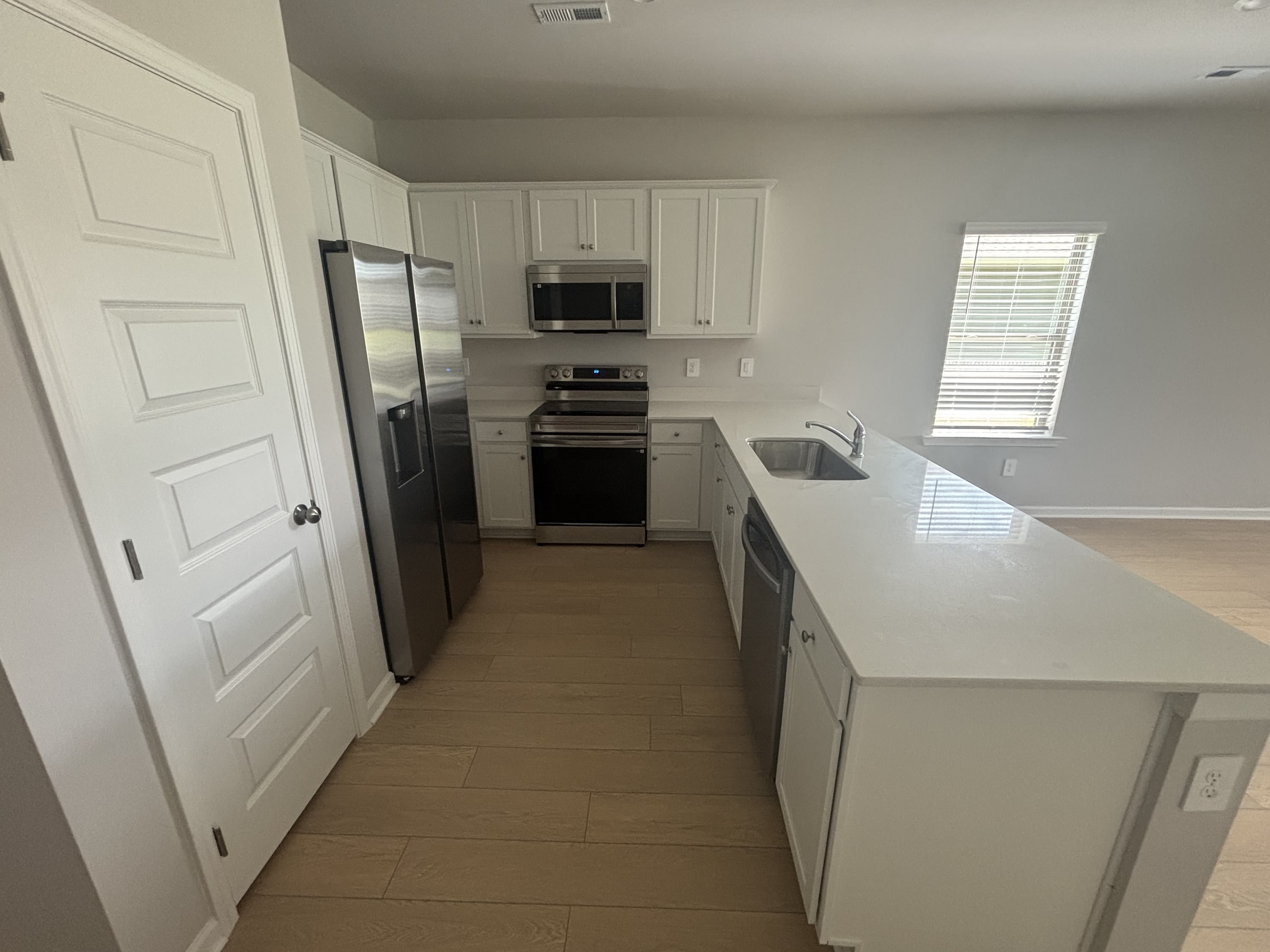 15416 Grayson Cir – photo 3