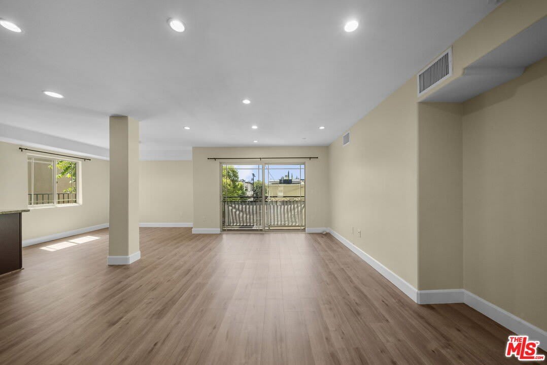 5315 Bellingham Ave – photo 3