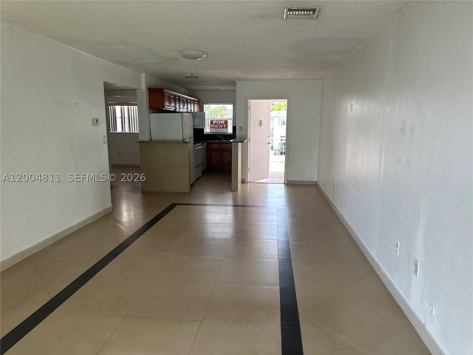 7424 SW 82nd St – photo 3