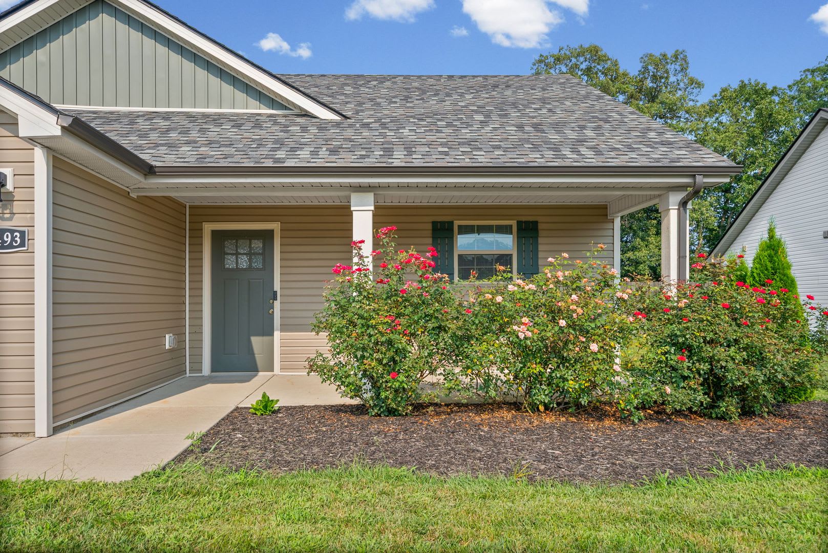 1493 Fredrick Dr – photo 2