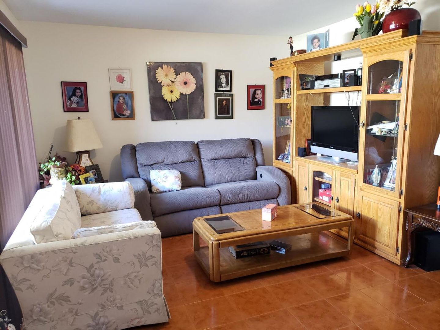 Gorgeous Single Story 3 bedroom Condominium – photo 5