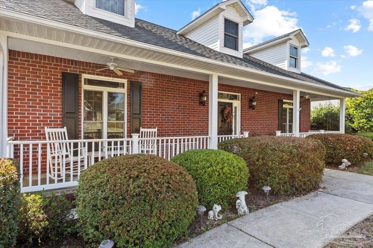 4283 Lancaster Gate Dr – photo 2