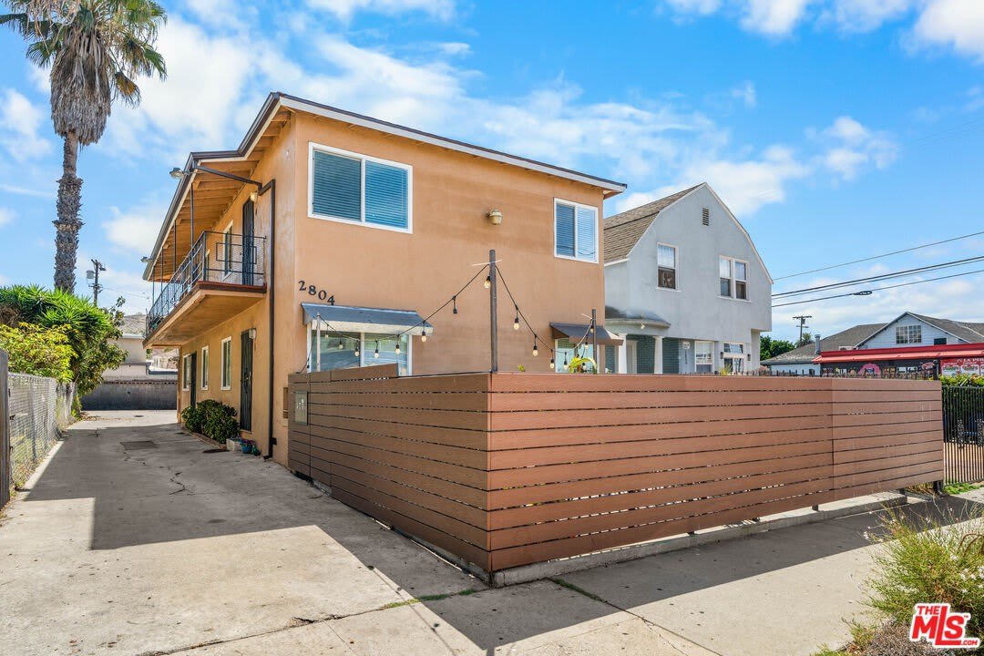 2804 WORKMAN St – photo 2