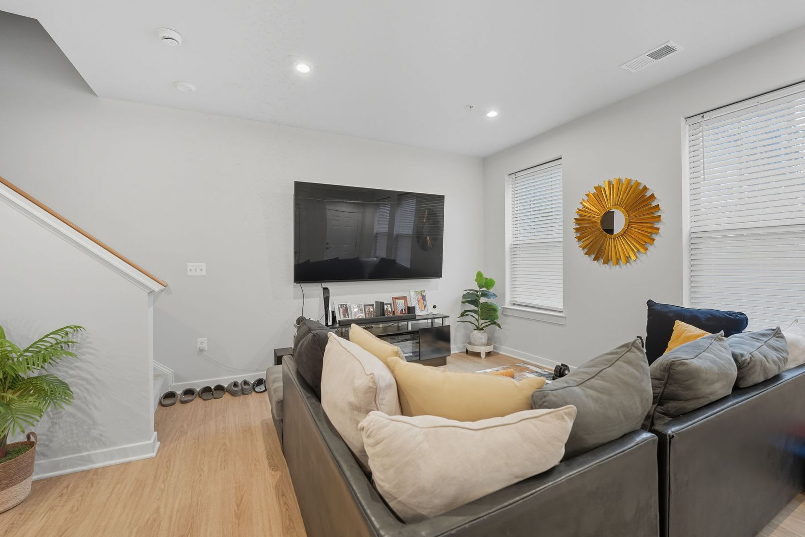 707 Thomas Ln #A – photo 5
