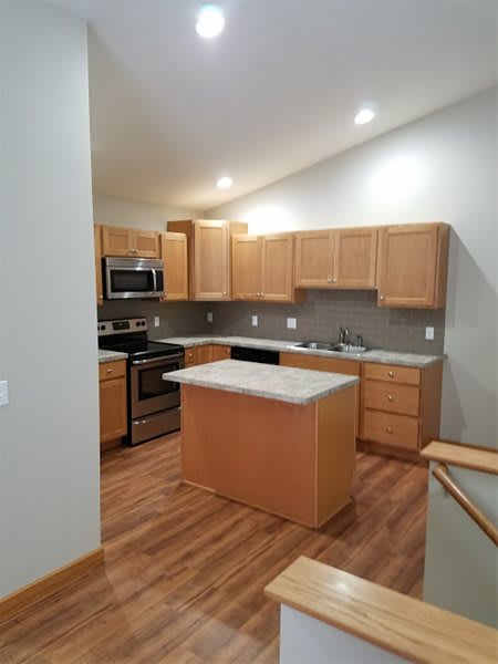 4453 136th Avenue – photo 2