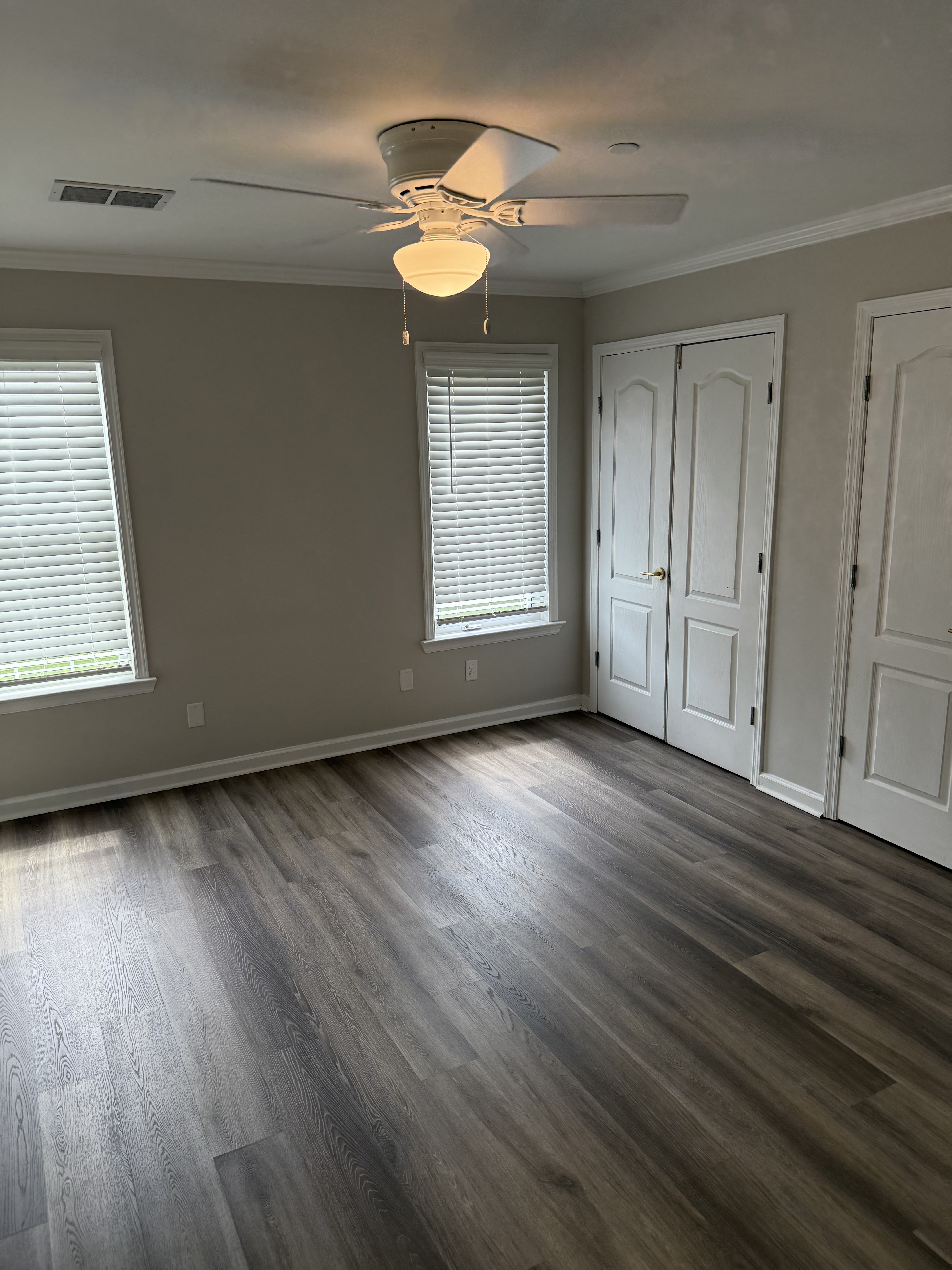 100 110 Pine St – photo 3