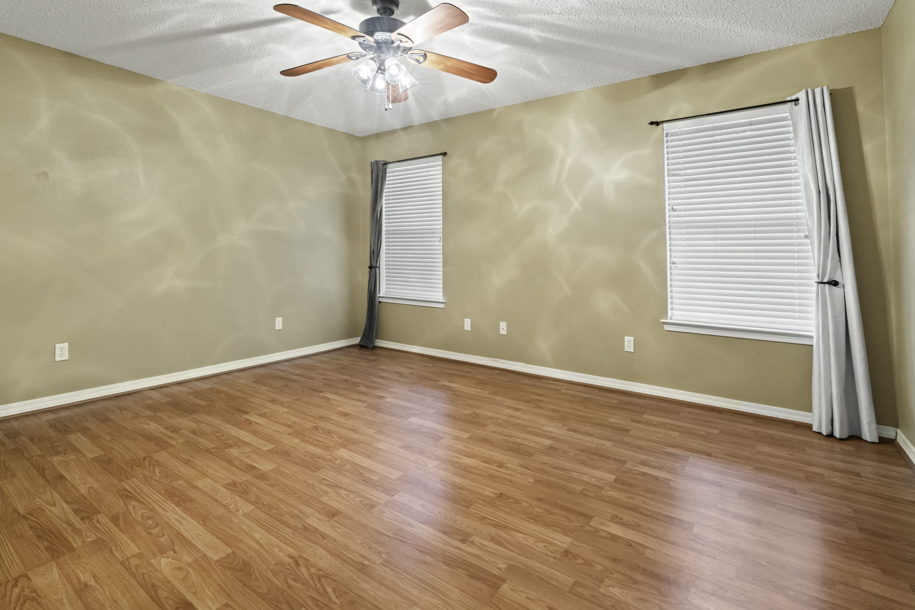 9534 Laa La Court – photo 4