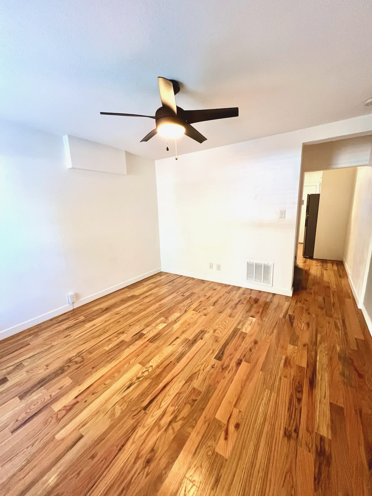 1726 East 36th Avenue – photo 3