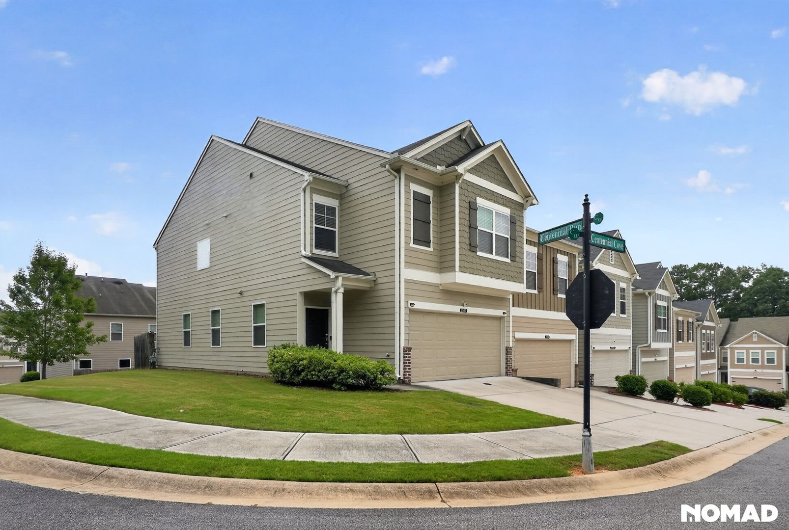 Charming 3BR Town House in Atlanta – photo 3