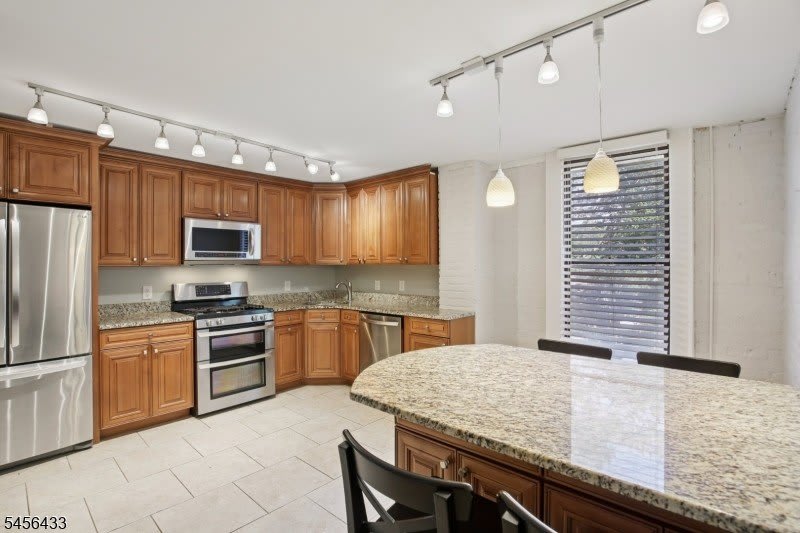 61-A Western Ave – photo 4