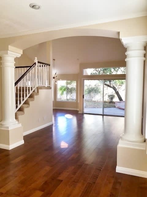 Beautiful home behind the gates in Newbury Park! – photo 4