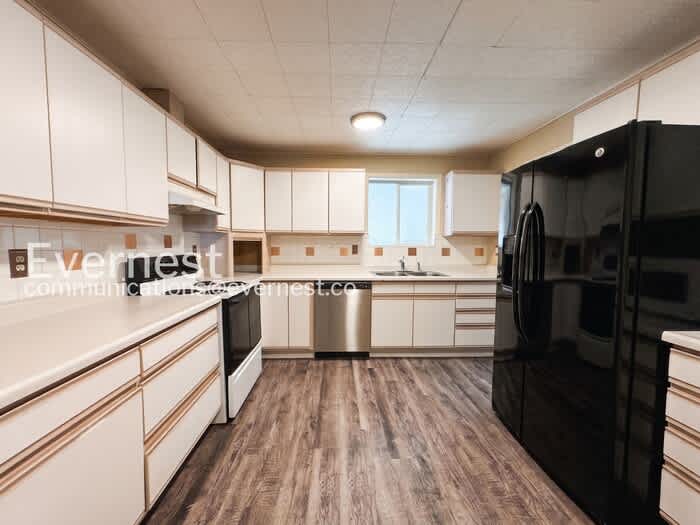 1800 South Washington Street – photo 3