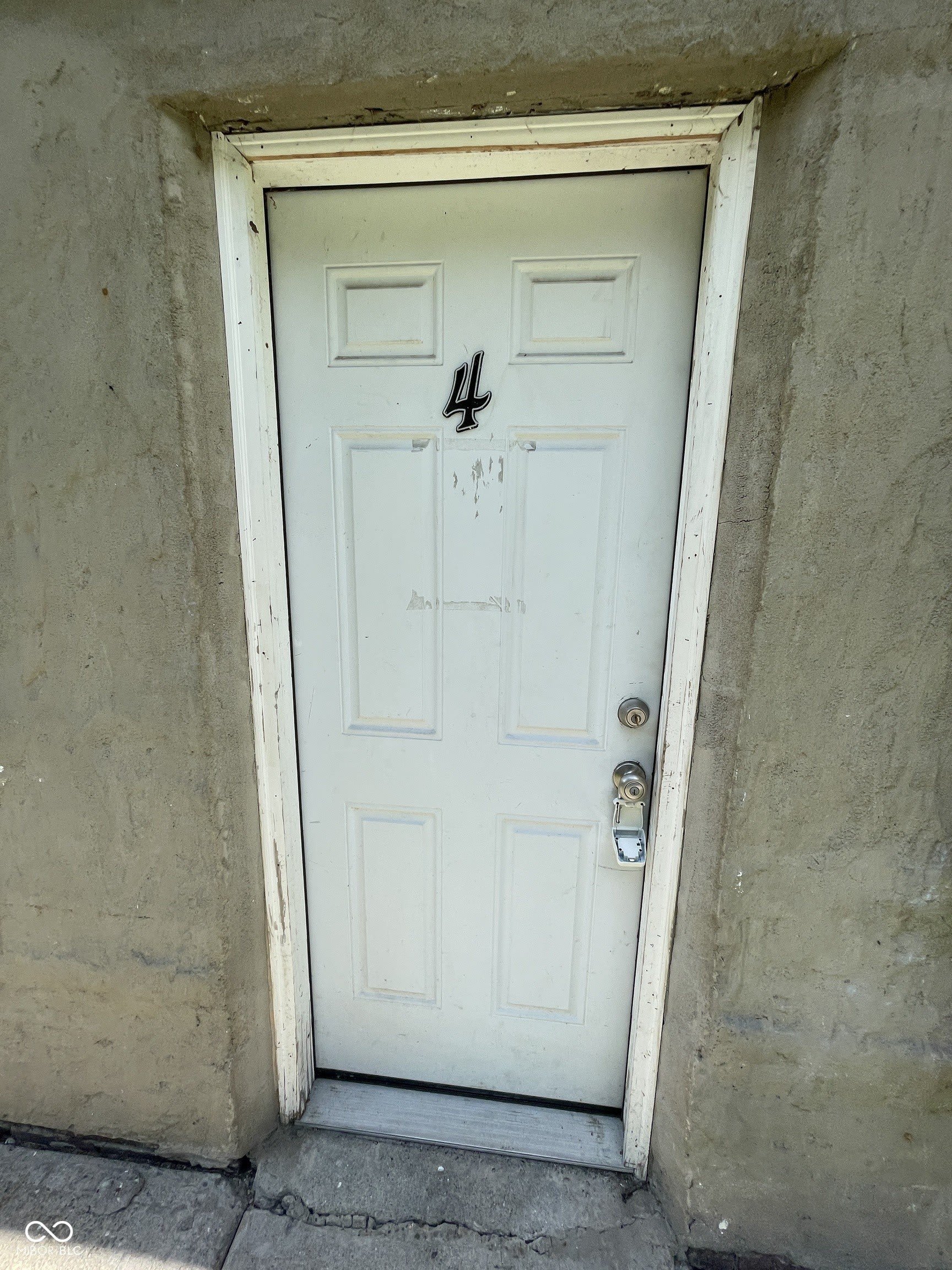 15 N Riley Avenue – photo 2
