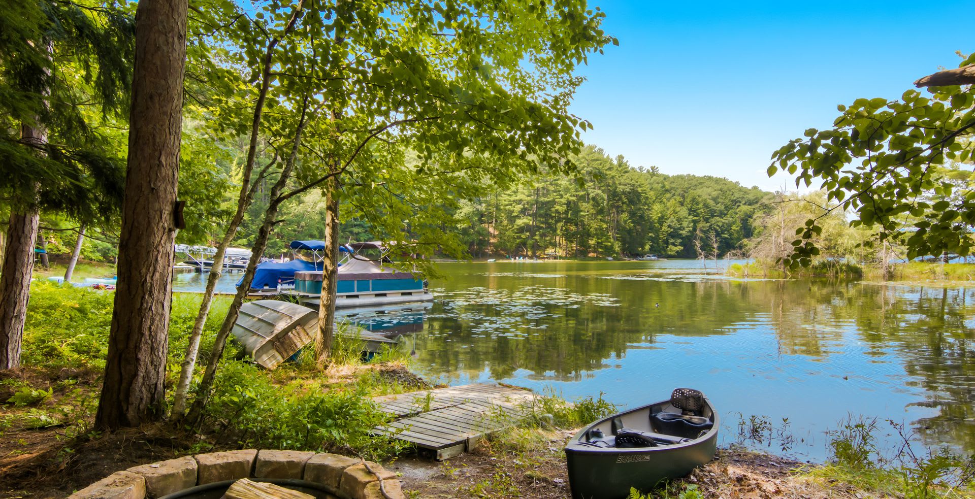 Beautifully Remodeled Furnished Rental on Arbutus Lake – photo 1