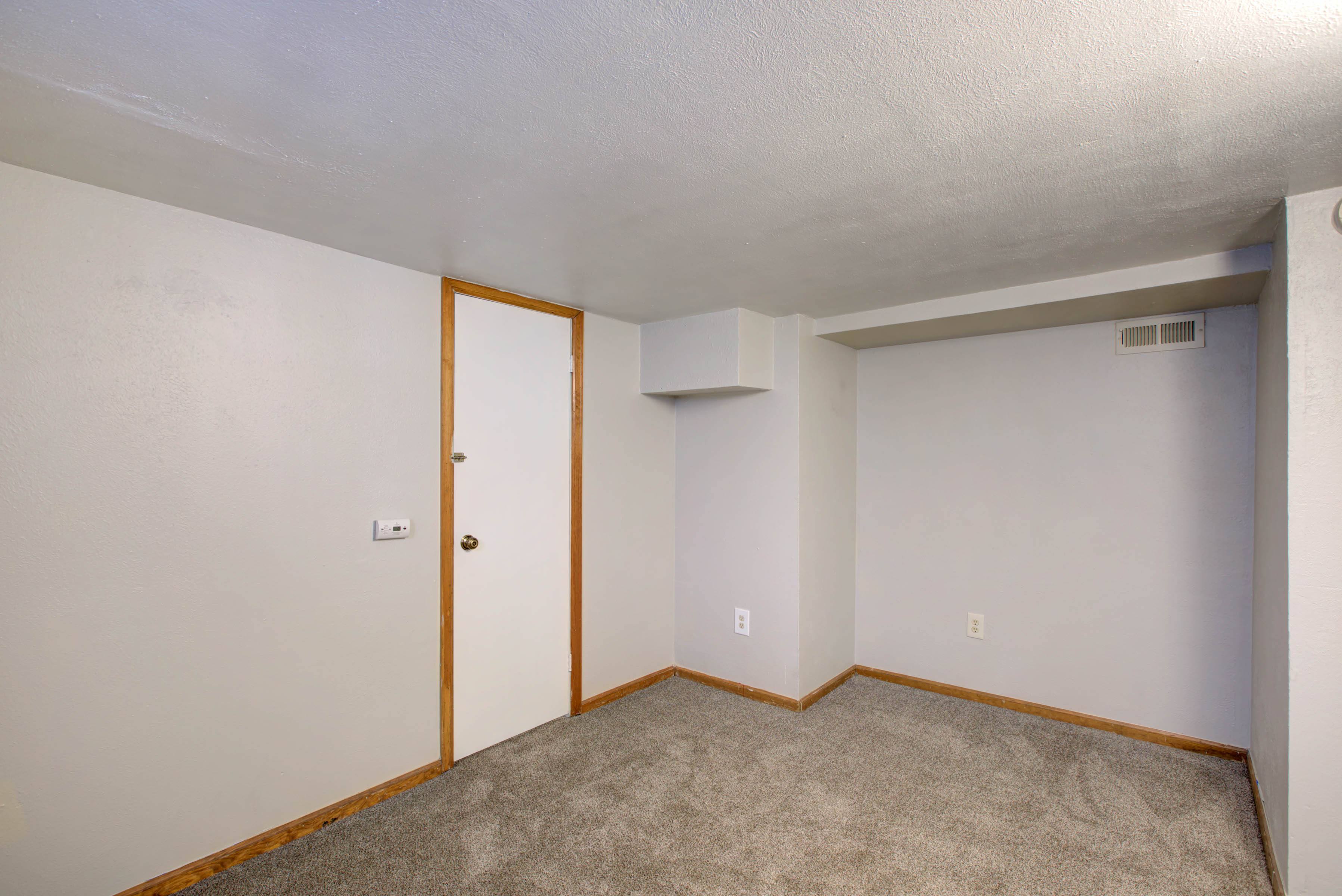 1517 Harrison – photo 5
