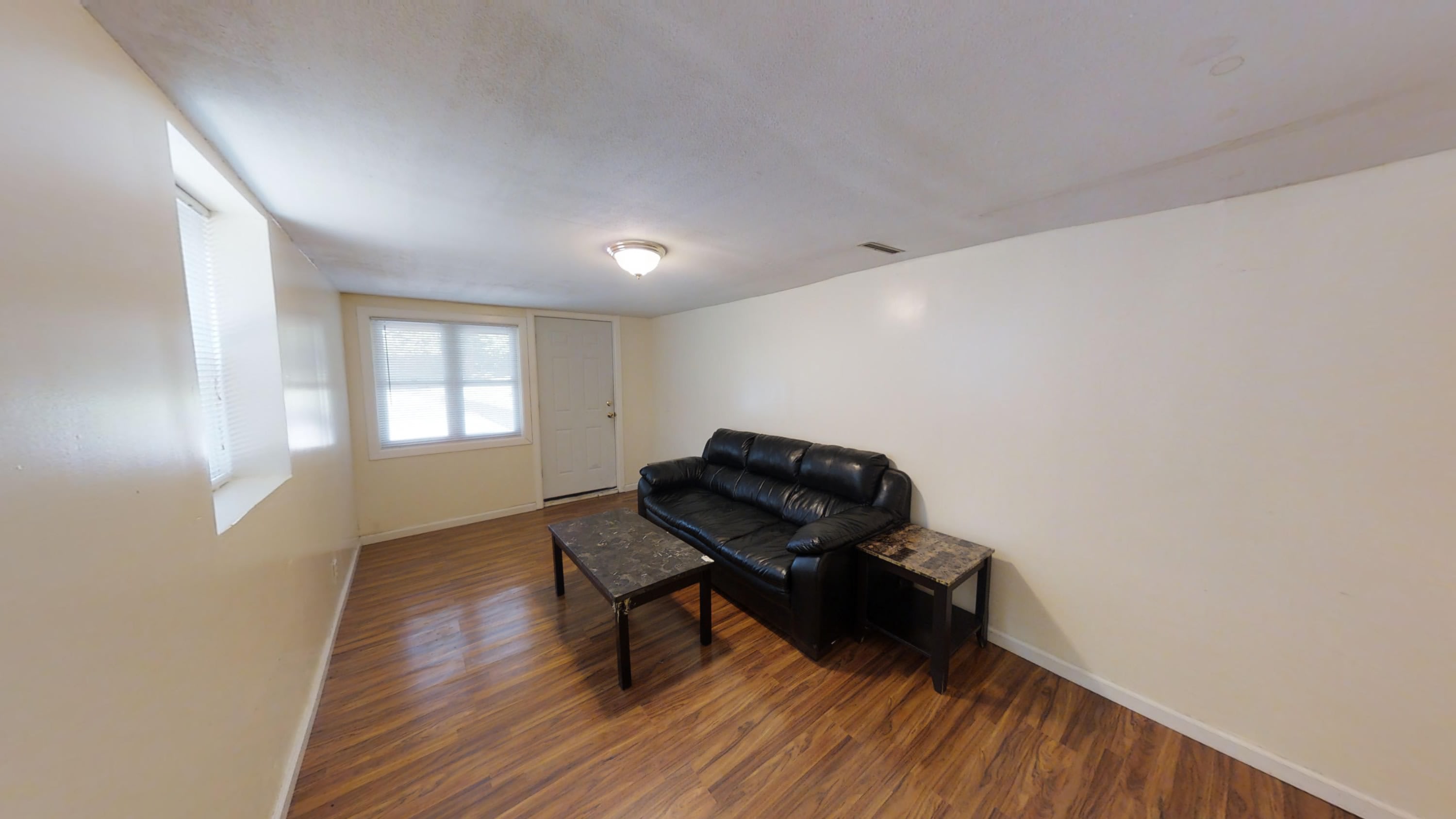 1005 E Colvin St Apt 2 – photo 3