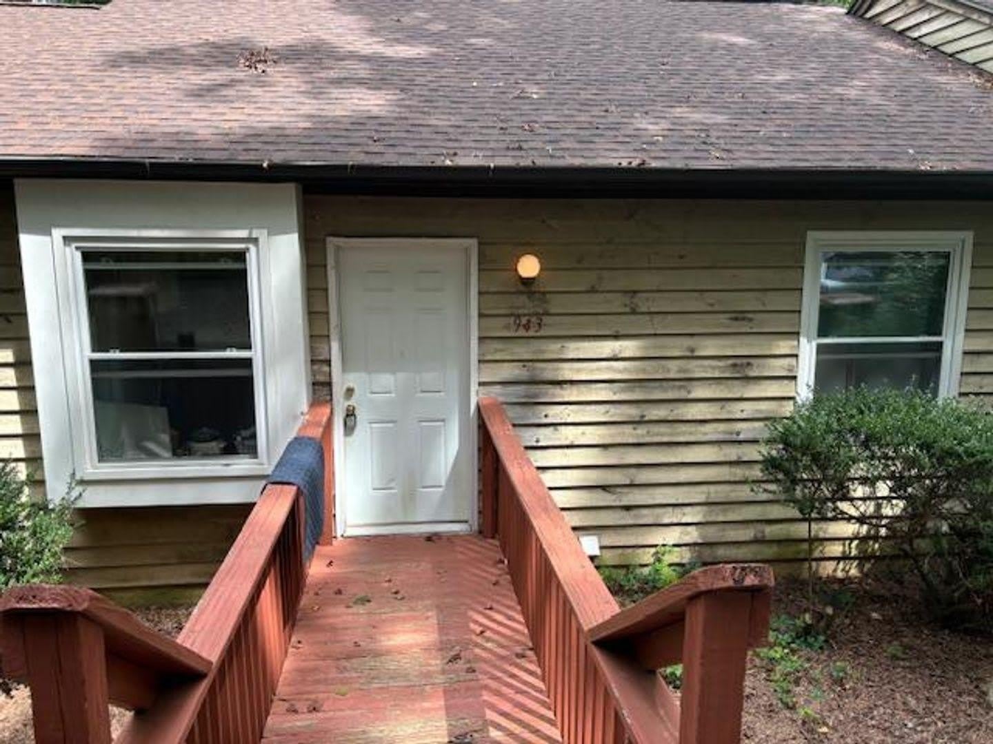 943 W Chatham Street – photo 2