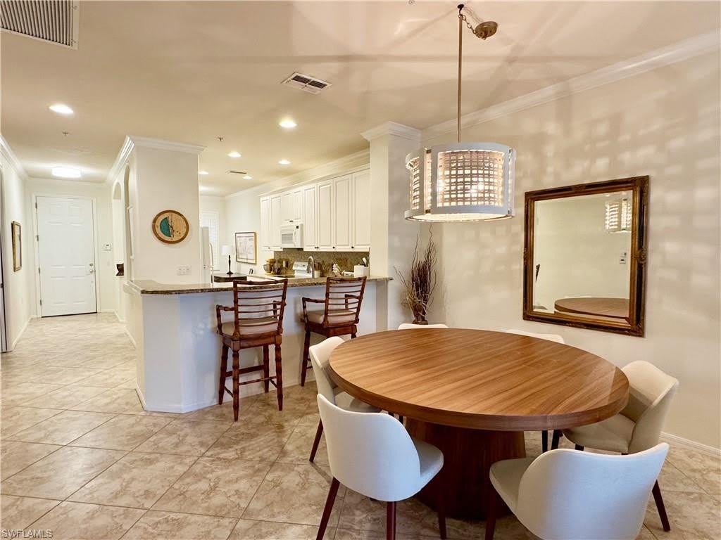 4884 Hampshire Ct – photo 5