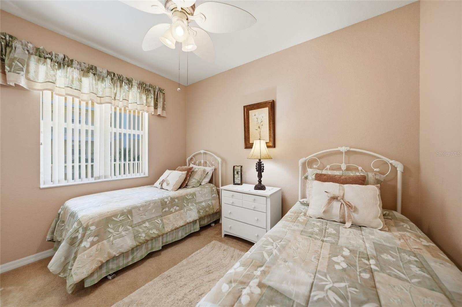 255 WEST END DRIVE 3306 – photo 4