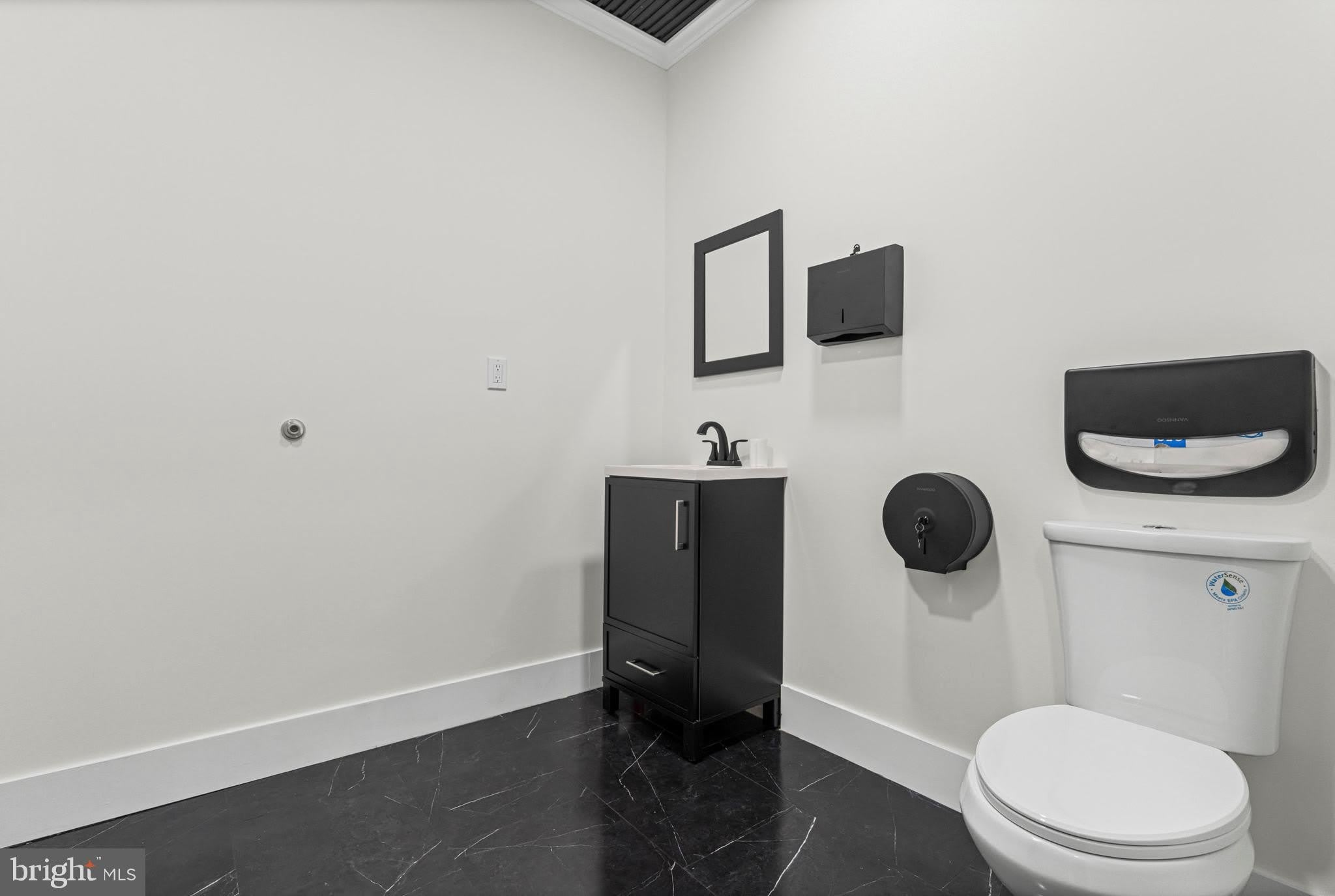7698 BELAIR Road – photo 4