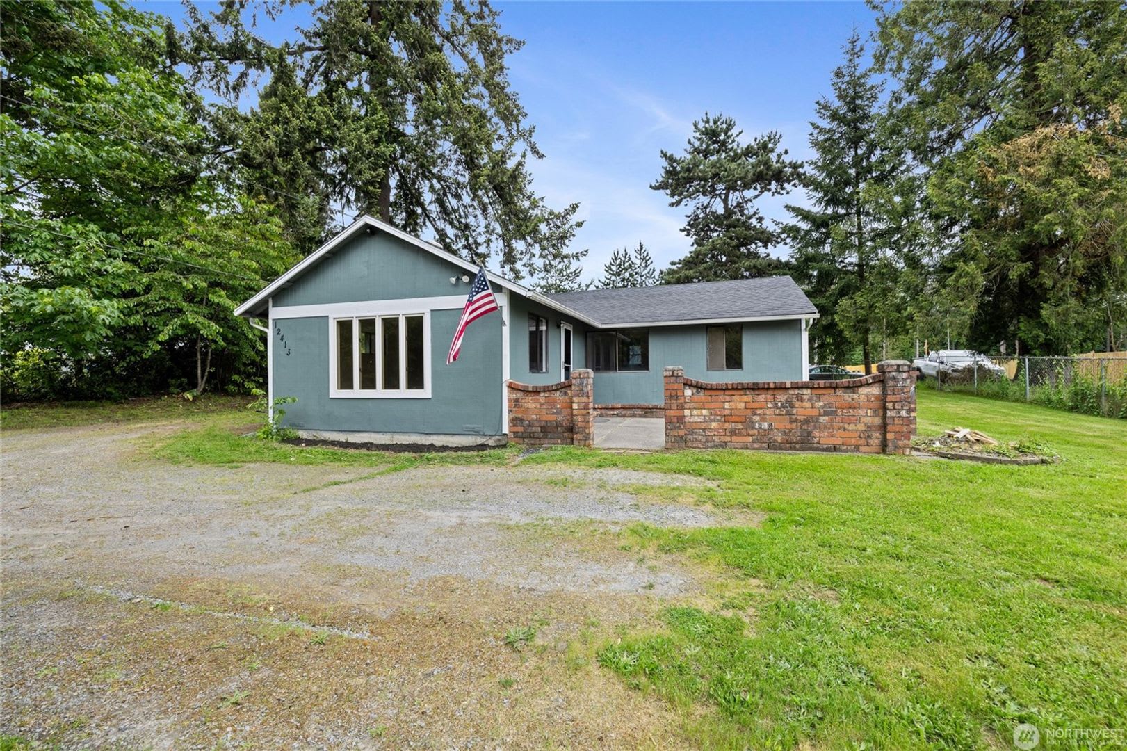 Two bedroom plus den Puyallup – photo 1