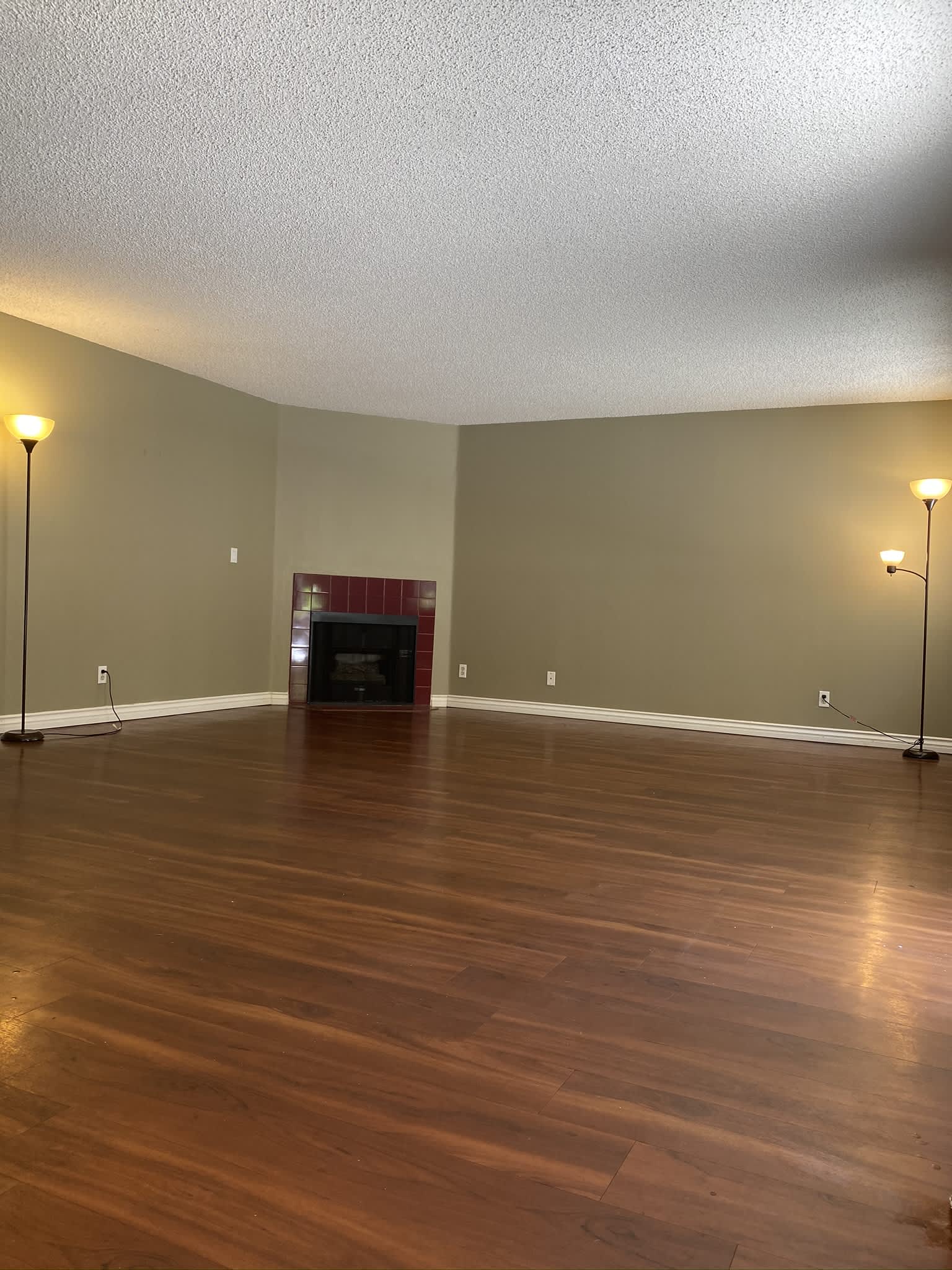 6590 Hazeltine Ave – photo 1