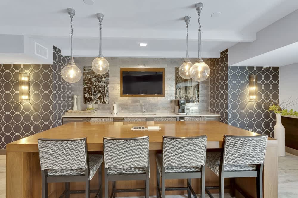 1044 Downing – photo 4