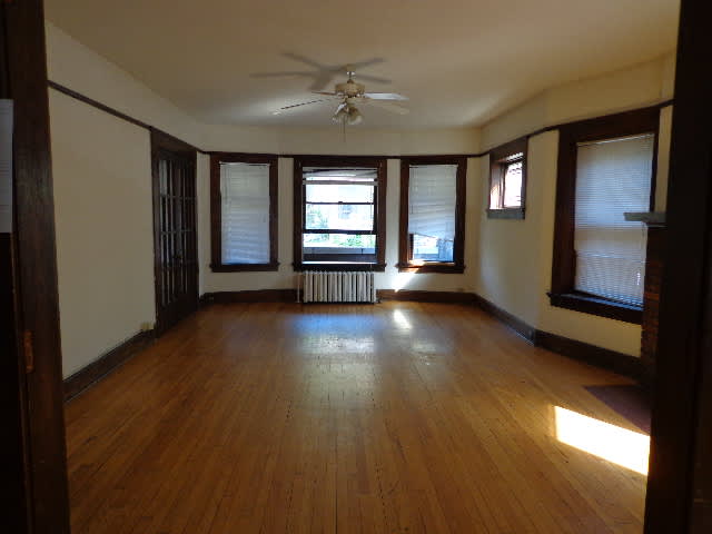 111 E Gorham – photo 1