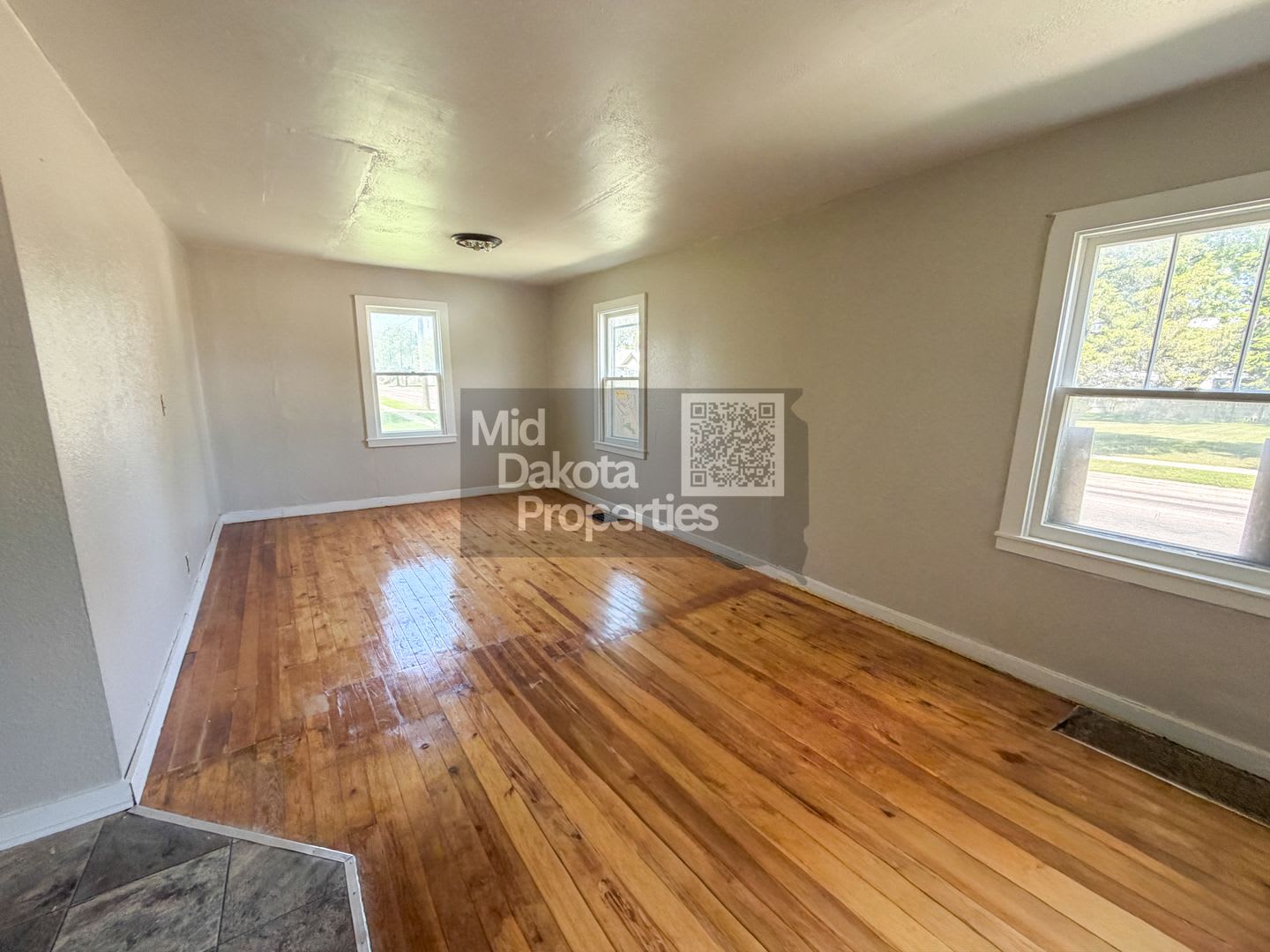 623 N Edmunds-3 Bedroom, 1.75 bathroom house – photo 2