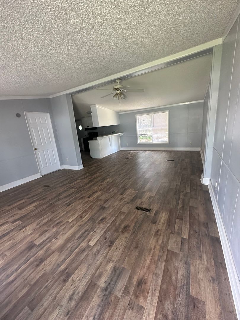 3 Bed 2 Bath Home For Rent – photo 3
