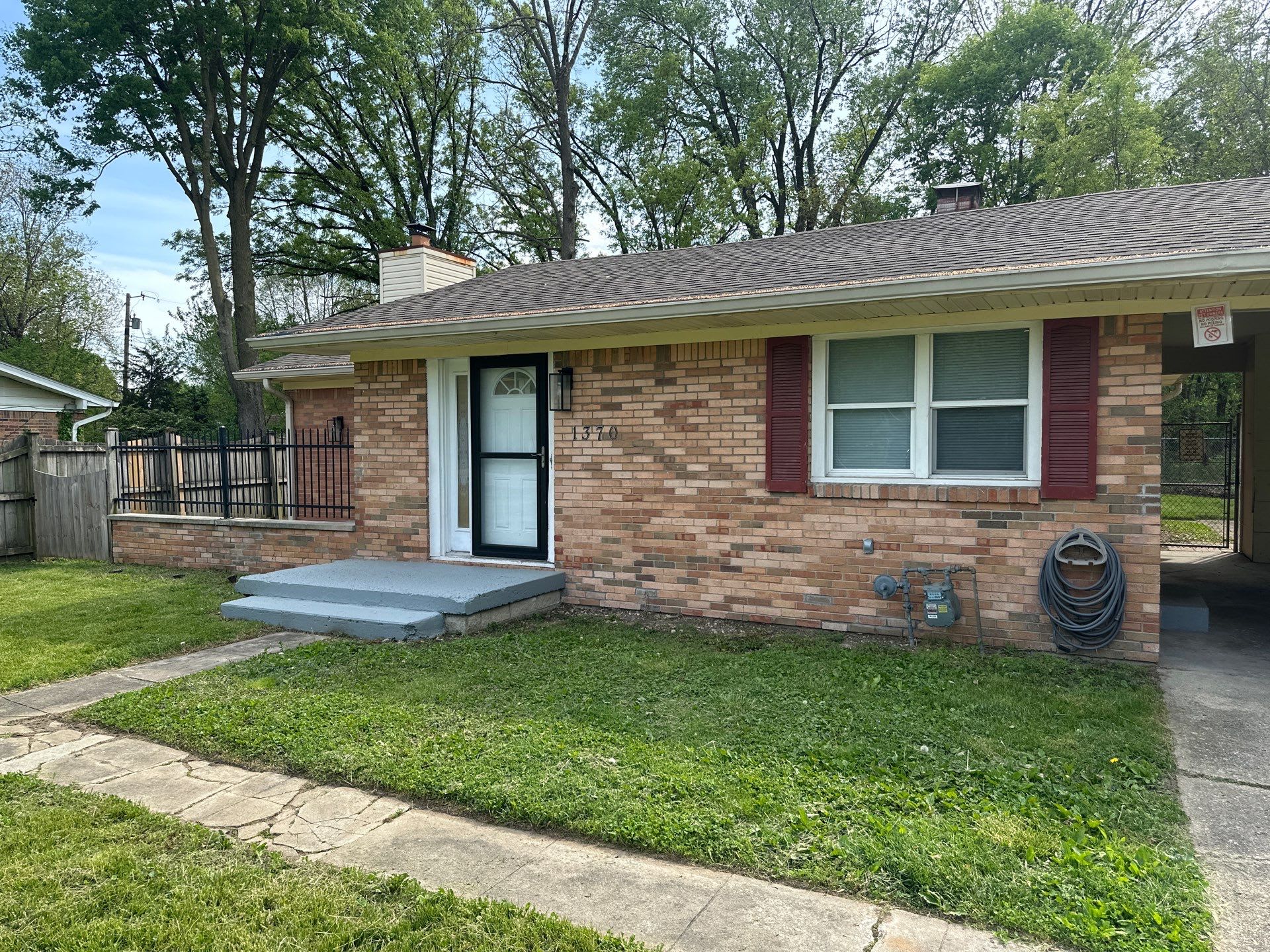 1370 Farley Drive – photo 4