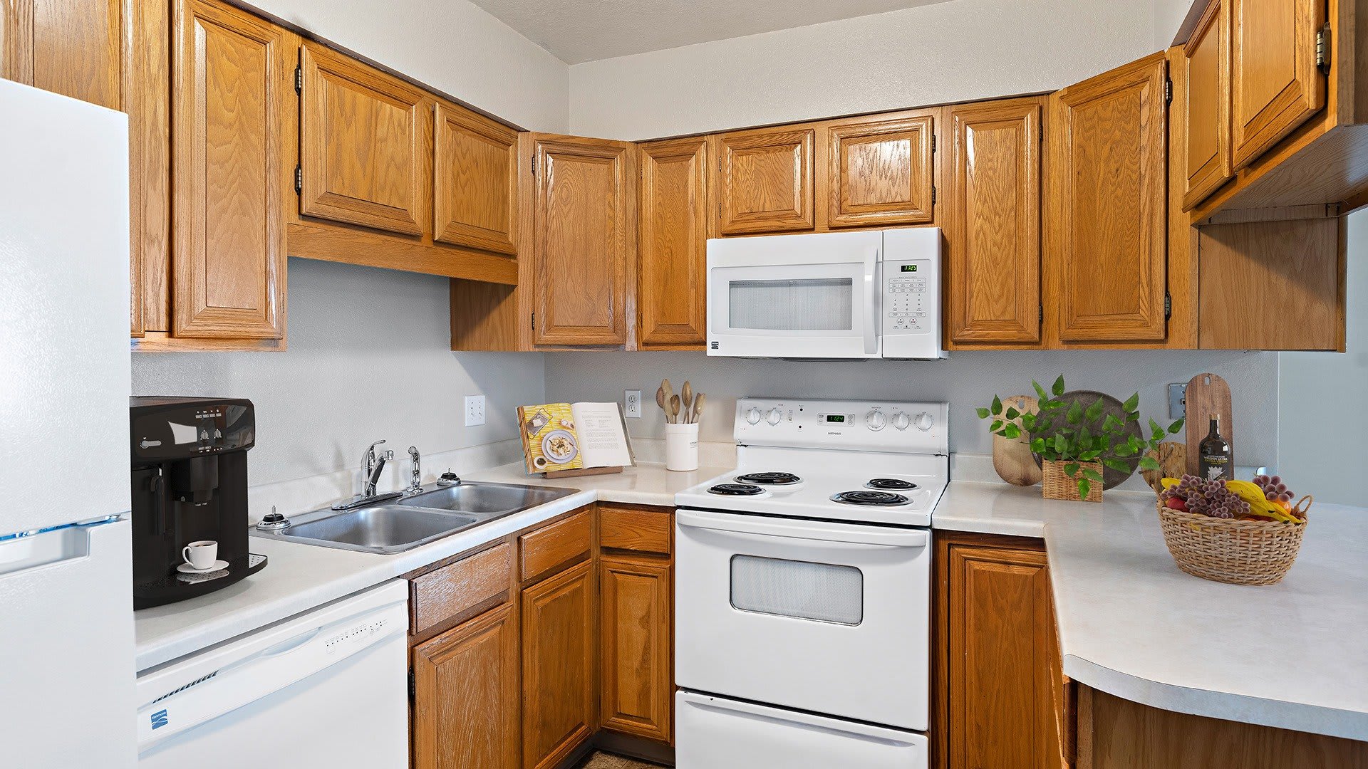 Castlerock Apartment Homes – photo 2