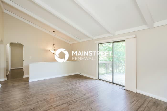 332 South Kendall Avenue – photo 2