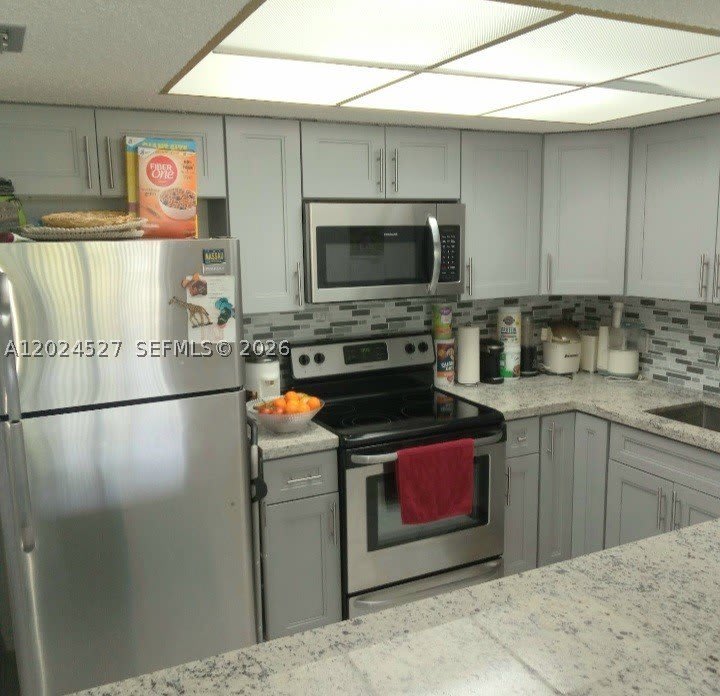 5570 NW 44th St – photo 5