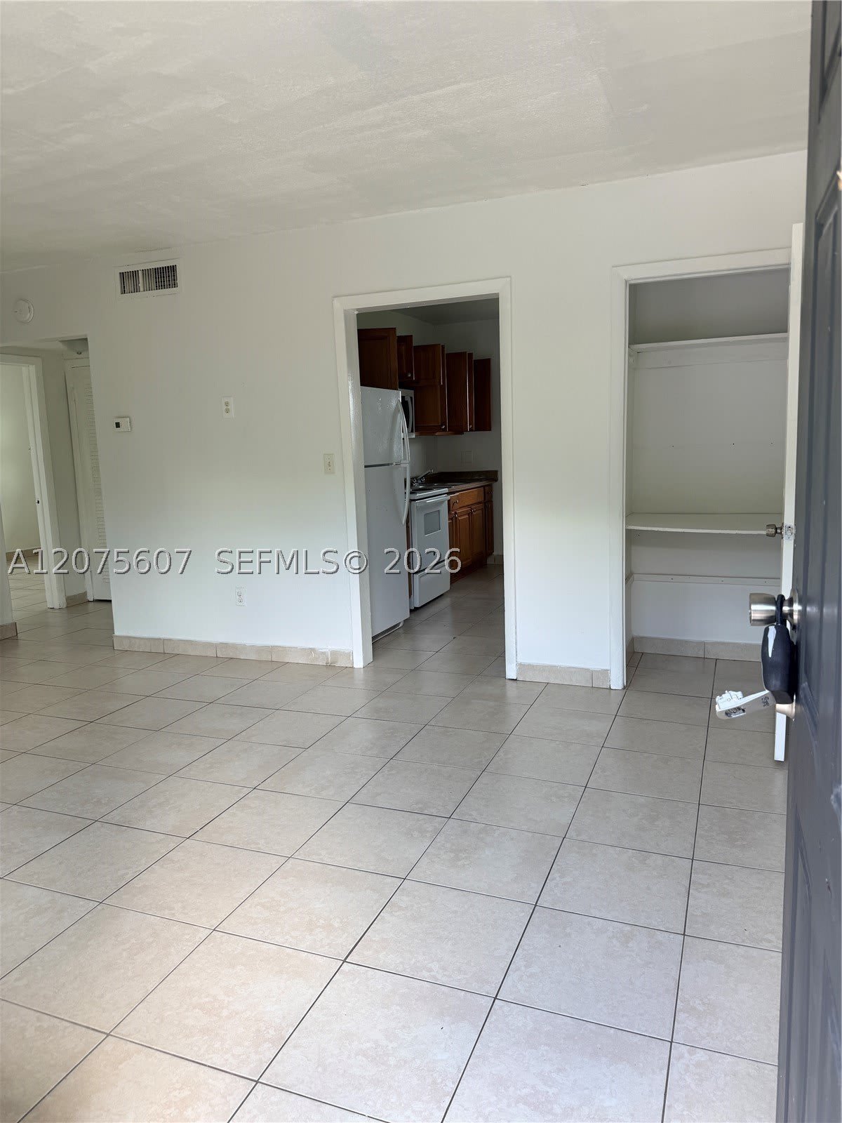520 SW Krome Ter – photo 2